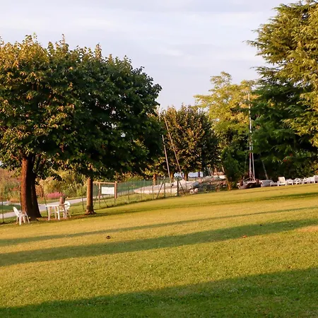 Sirmio Shore By Bookinggardalake Appartamento Sirmione