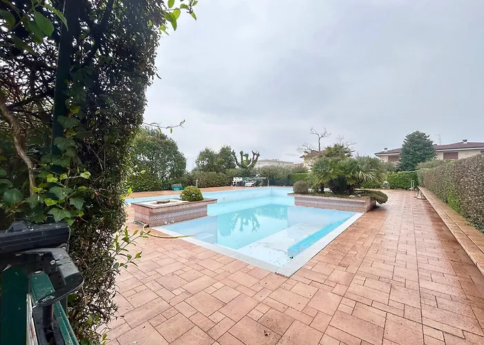 Sirmio Shore By Bookinggardalake Appartamento *