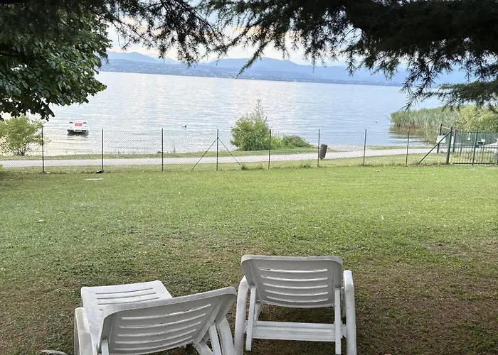 Sirmio Shore By Bookinggardalake Sirmione