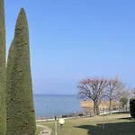 Sirmio Shore By Bookinggardalake Sirmione