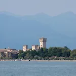 Appartement Sirmio Shore By Bookinggardalake