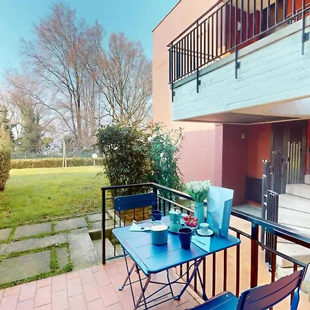 Sirmio Shore By Bookinggardalake Apartament Sirmione