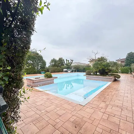 Sirmio Shore By Bookinggardalake Apartament *
