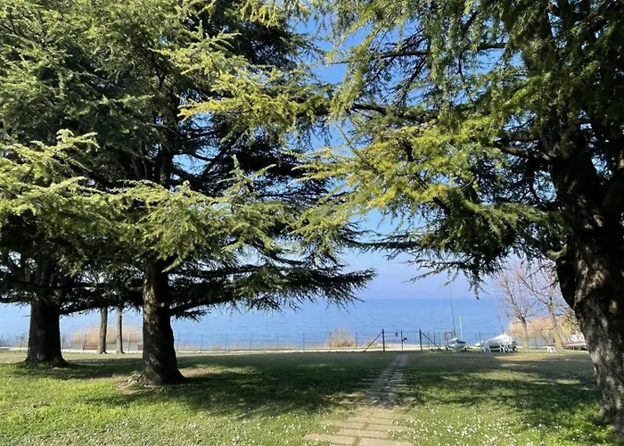 Sirmio Shore By Bookinggardalake Apartment Sirmione