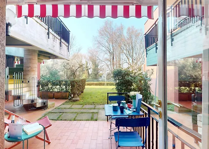 Sirmio Shore By Bookinggardalake * Sirmione