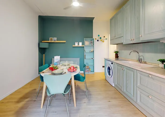 Sirmio Shore By Bookinggardalake Apartment