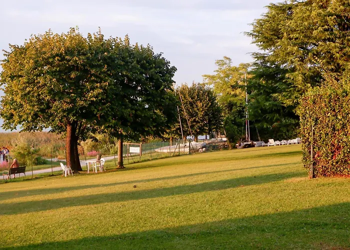 Sirmio Shore By Bookinggardalake Apartment Sirmione